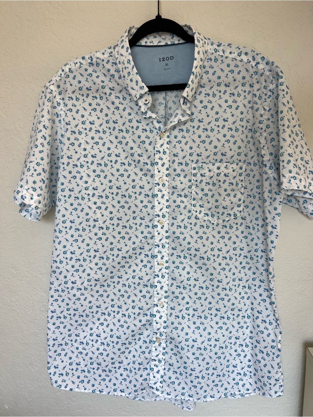 IZOD Men’s XL Tropical Graphic Print Shirt White Blue Short Sleeve Pocket Resort